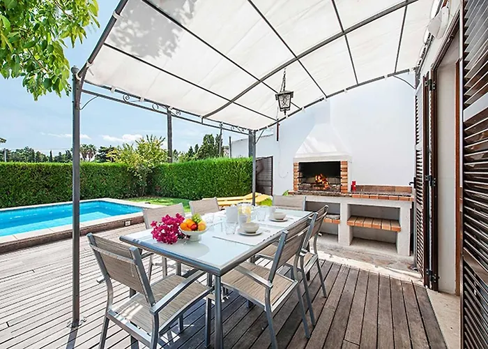Cozy With Pool Near Port Pollensa By Renthousing *