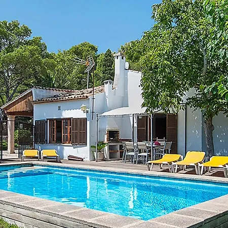 Hébergement de vacances Cozy With Pool Near Port Pollensa By Renthousing *